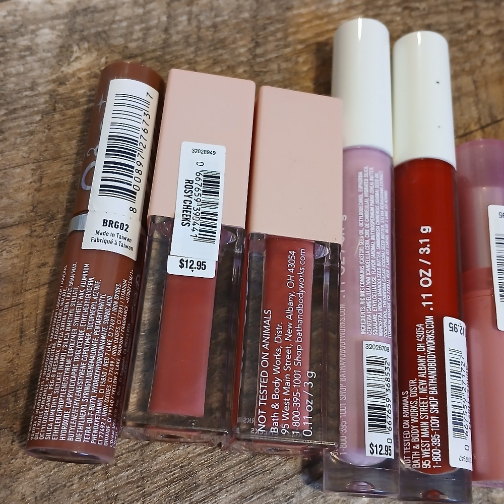 Bath & Body Works Lip Gloss & Balm (11) - Picture 6 of 8